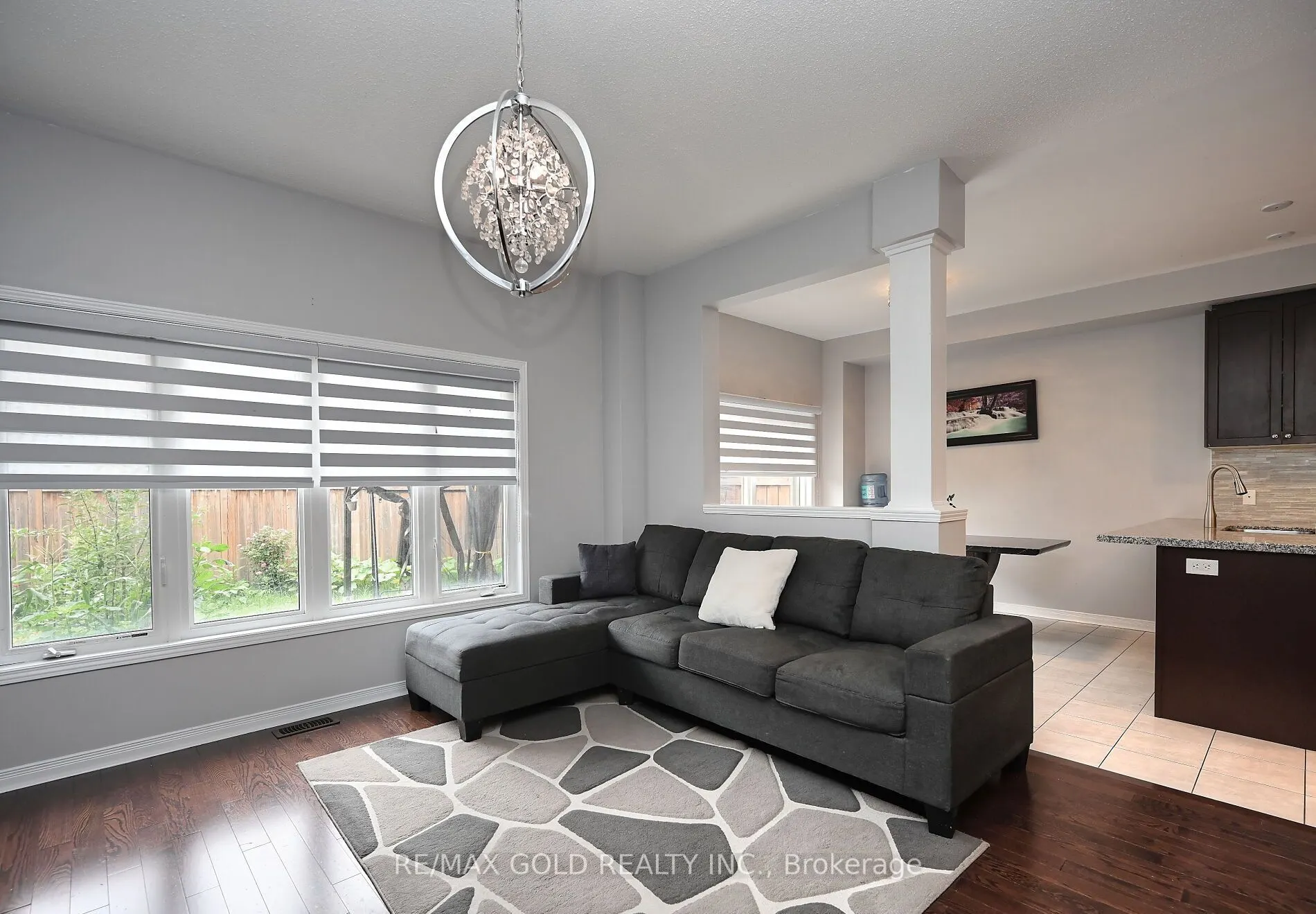 96 Ledger Point Crescent