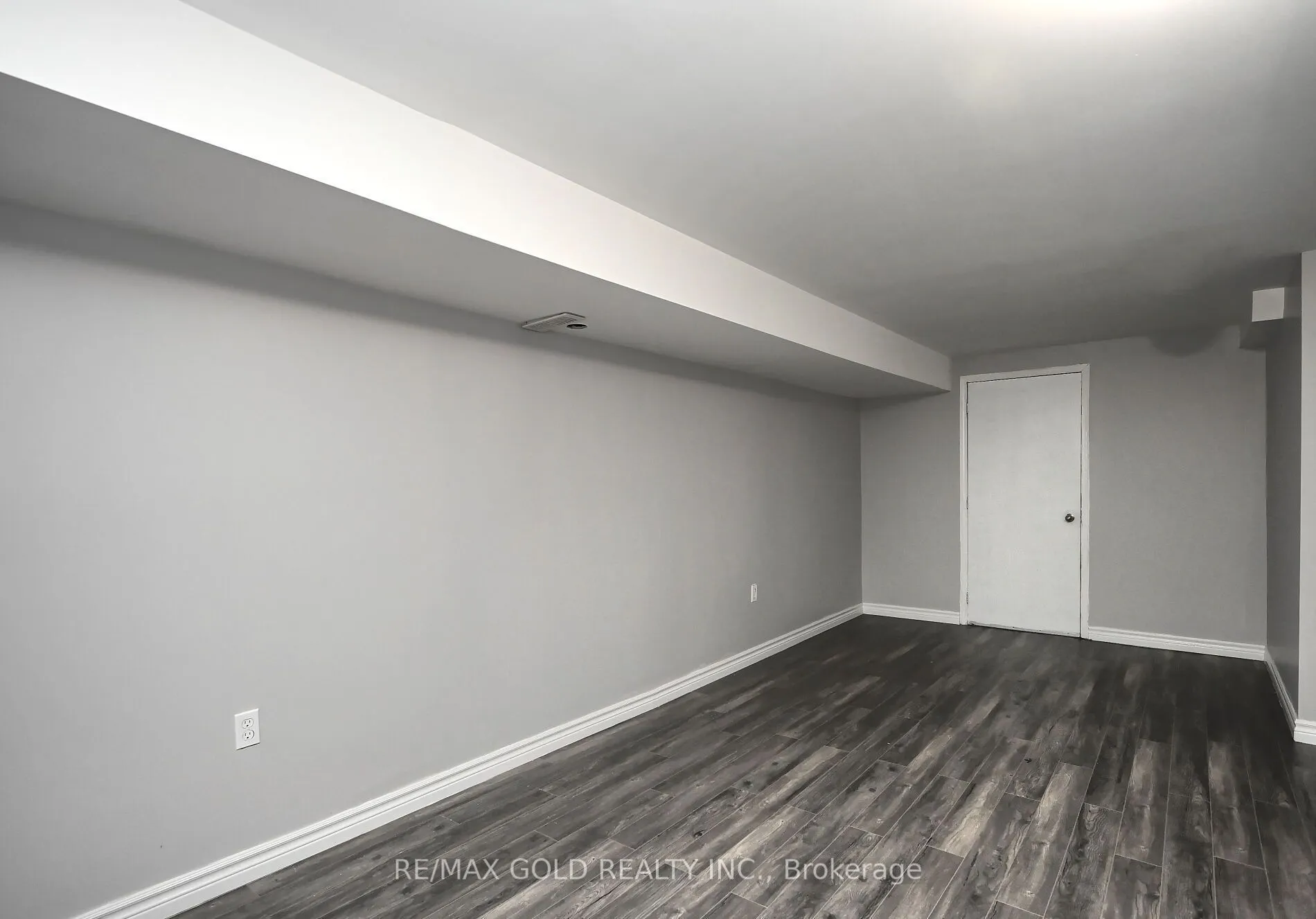 96 Ledger Point Crescent