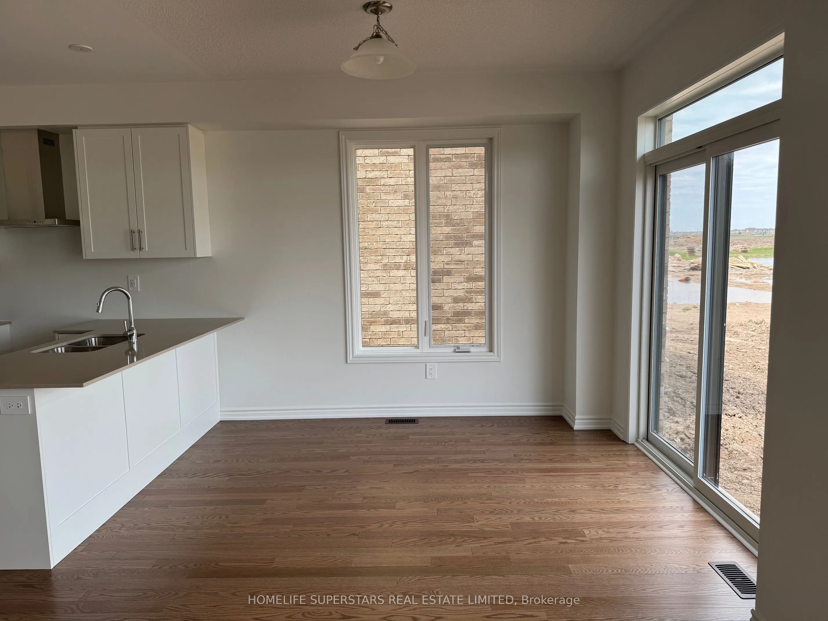 1583 Savoline Boulevard