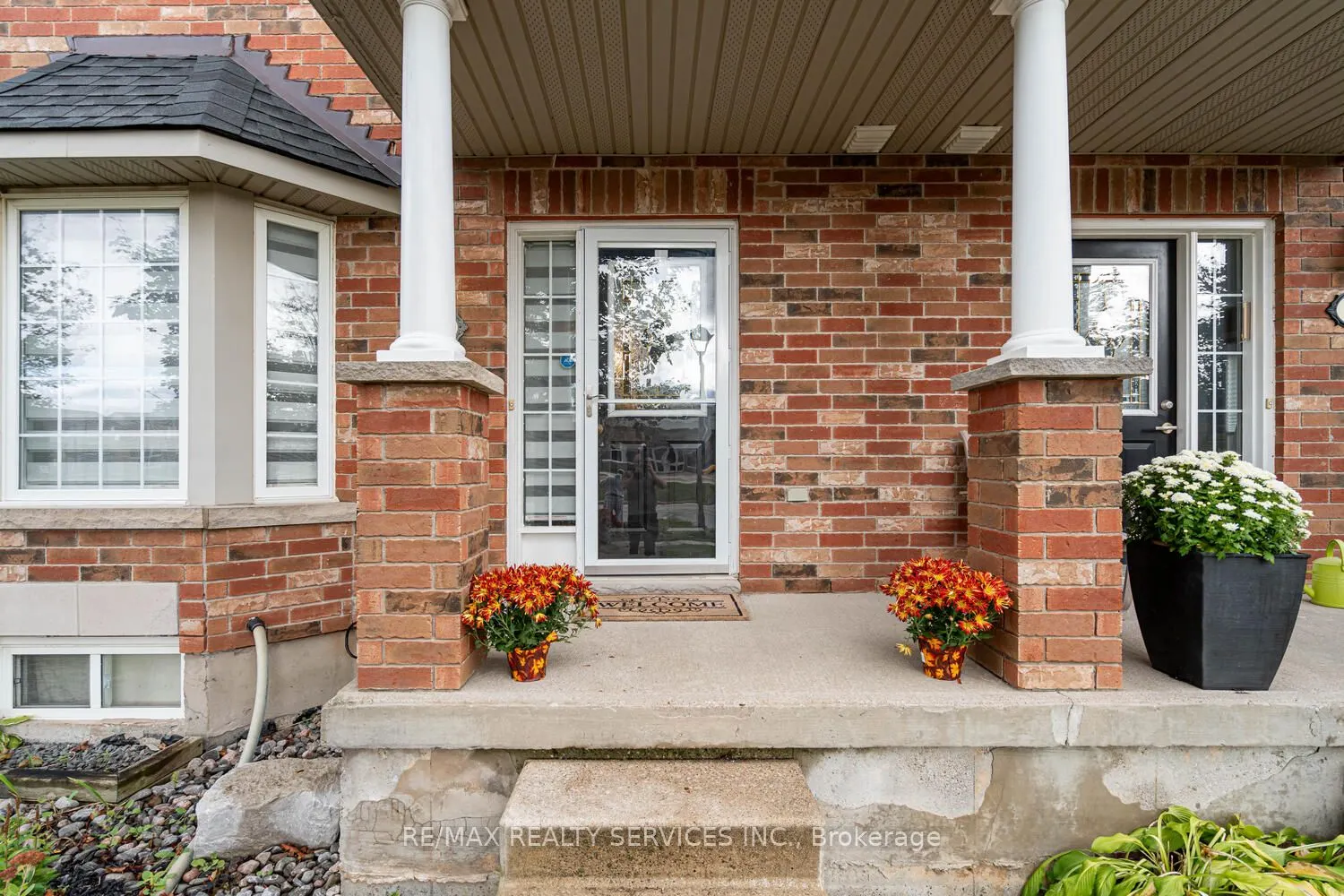 73 Montgomery Boulevard