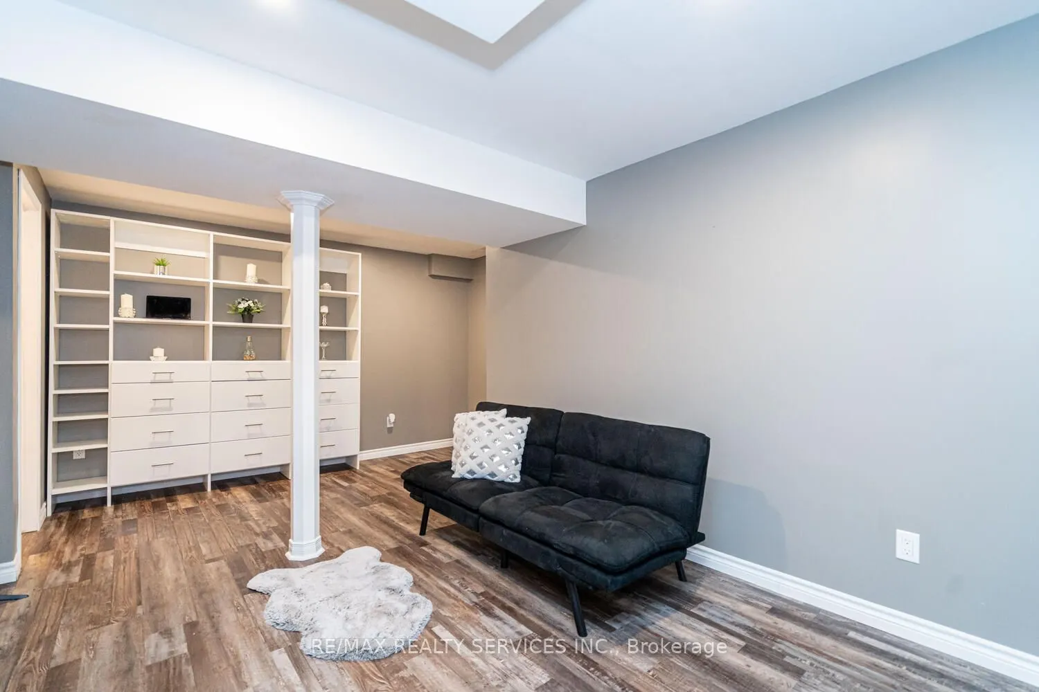 73 Montgomery Boulevard