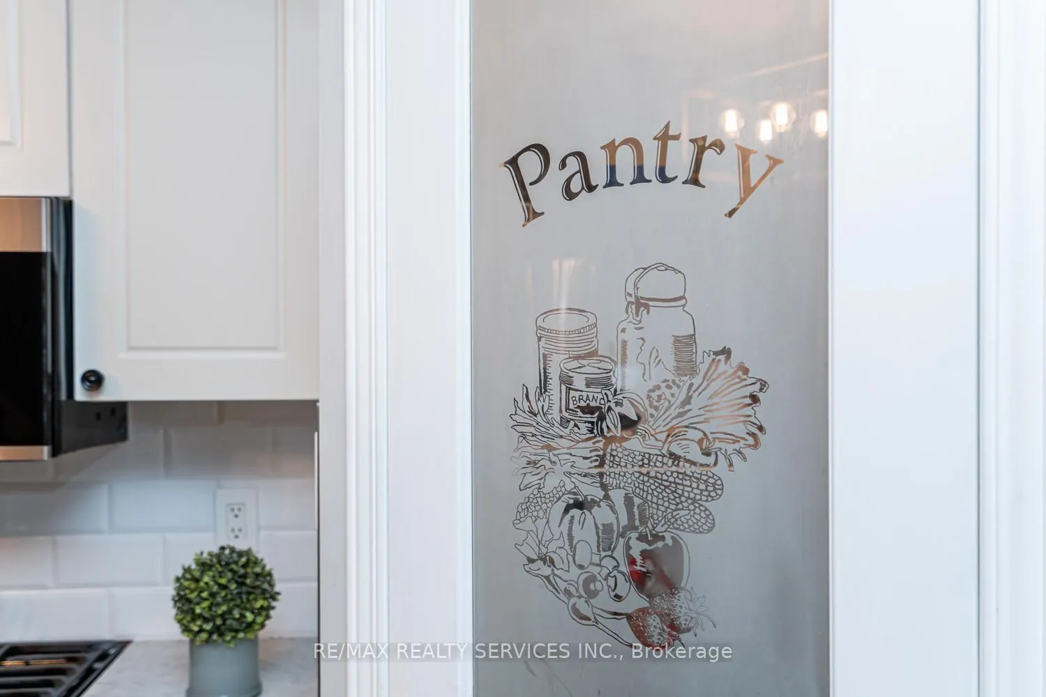 73 Montgomery Boulevard