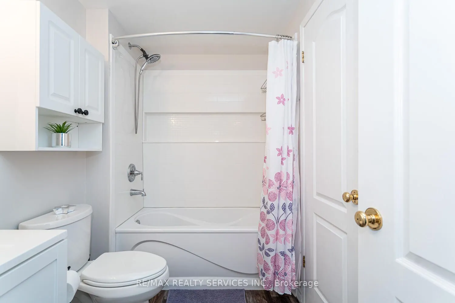 73 Montgomery Boulevard