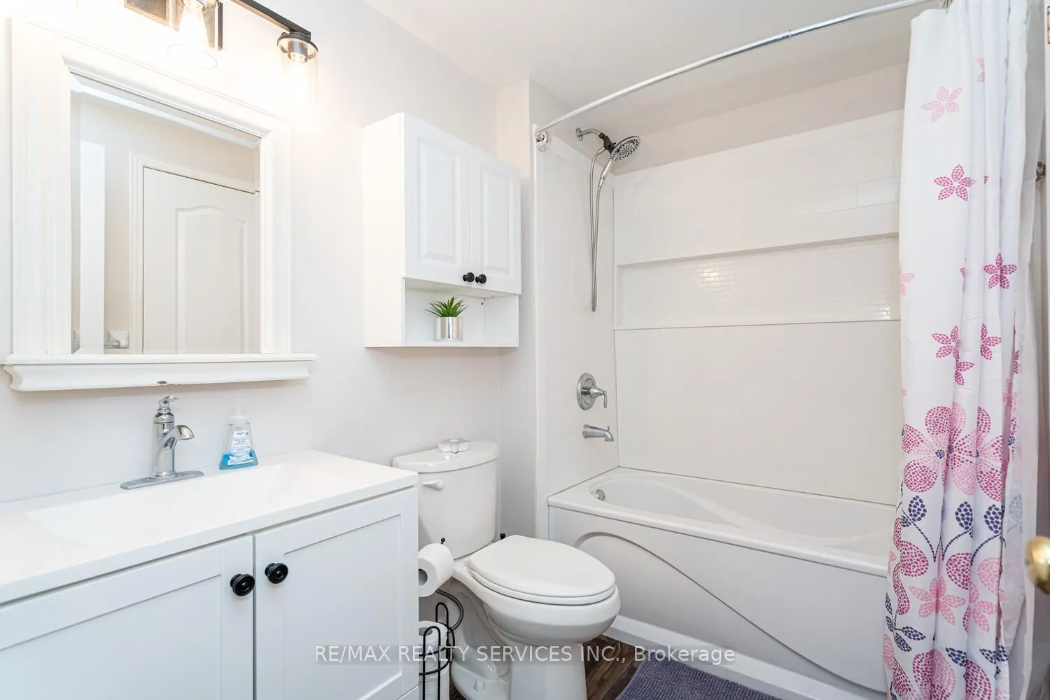 73 Montgomery Boulevard