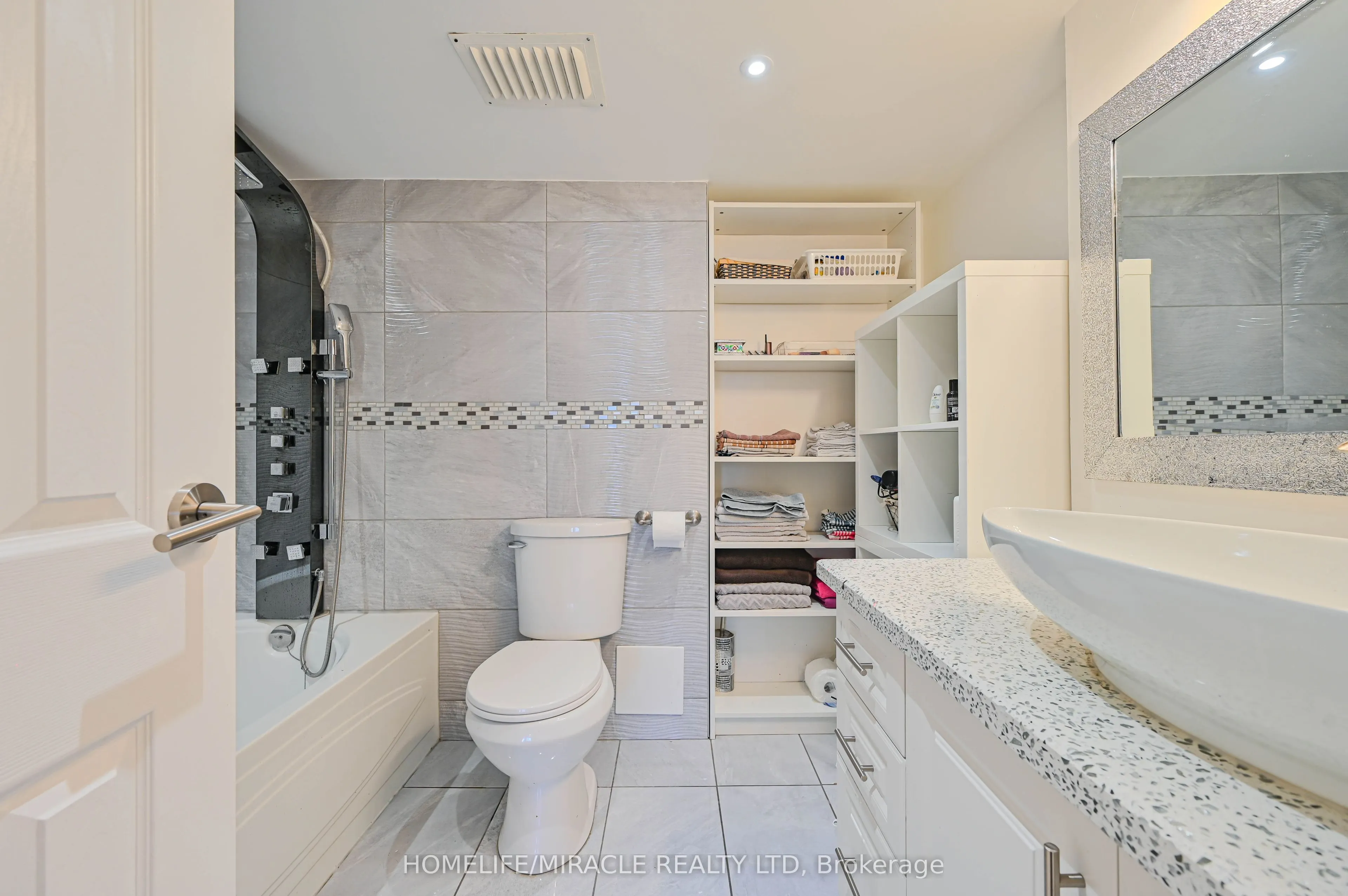 5 Rowntree Road, #511