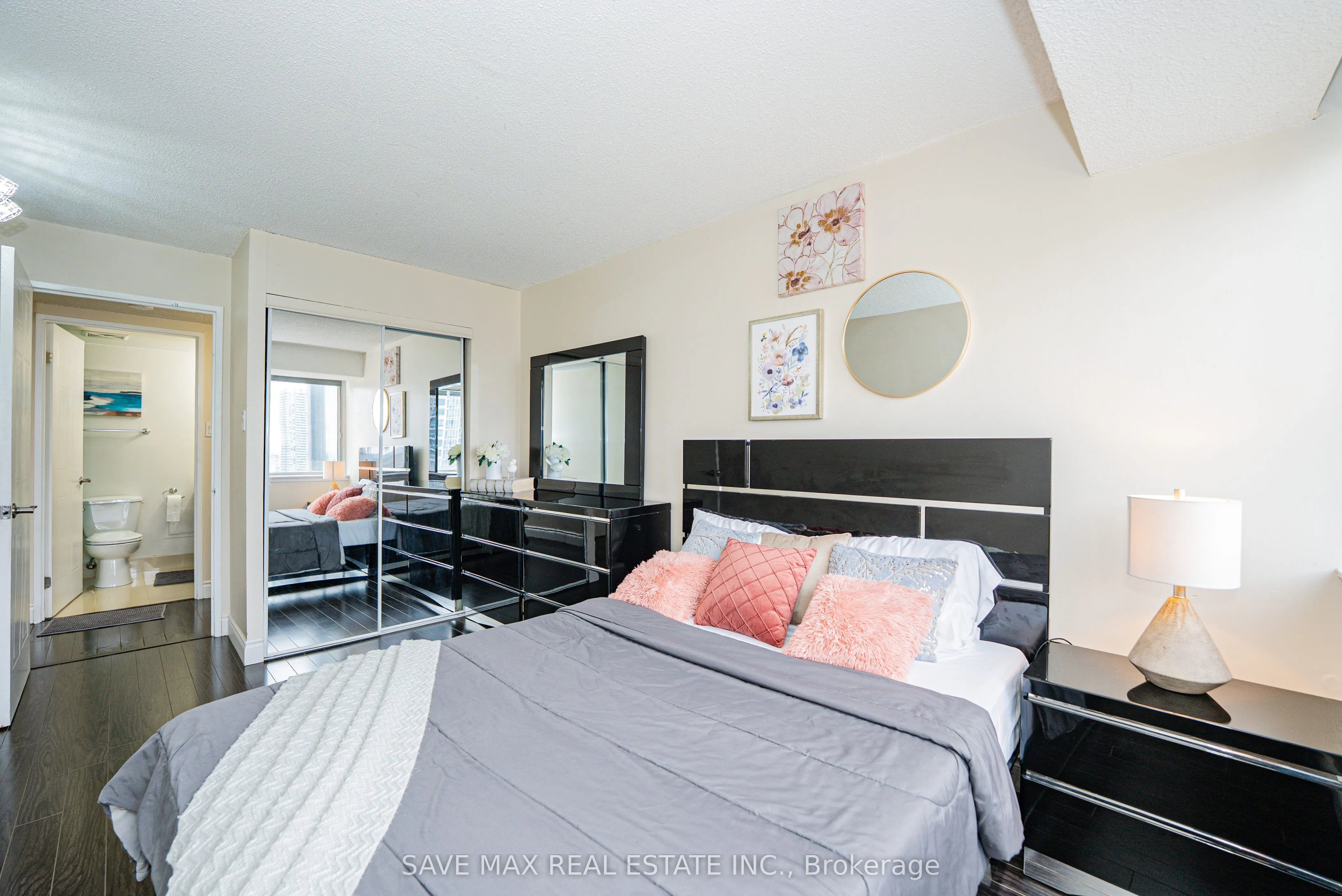 350 Webb Drive, #2207