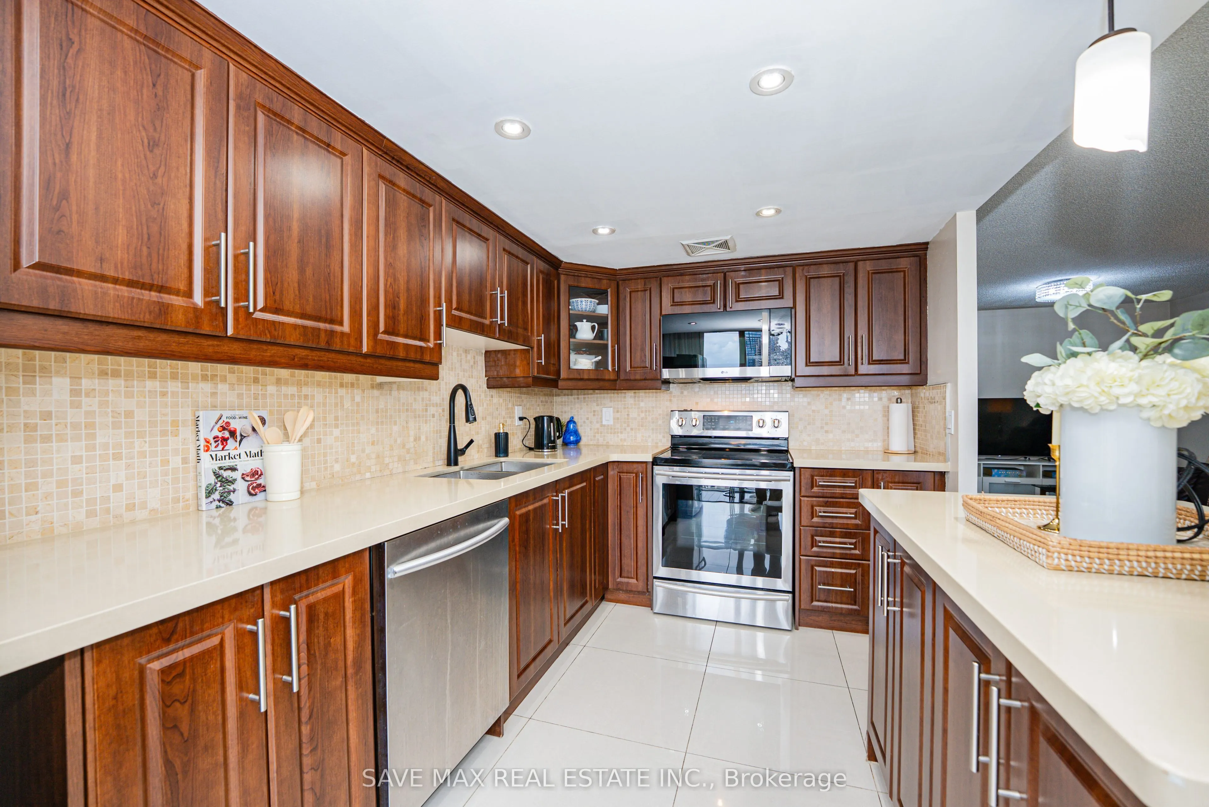 350 Webb Drive, #2207