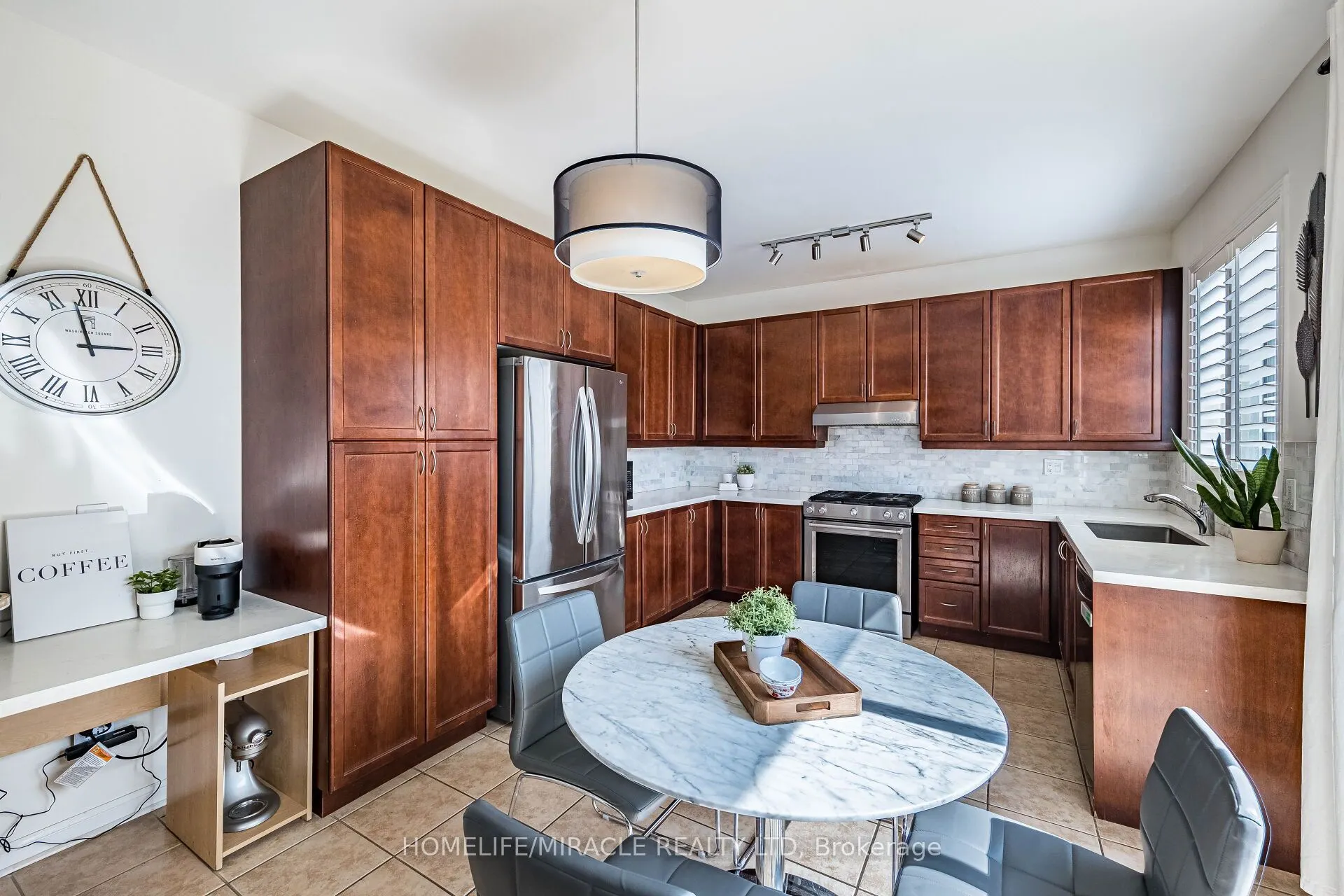 851 Bennett Boulevard