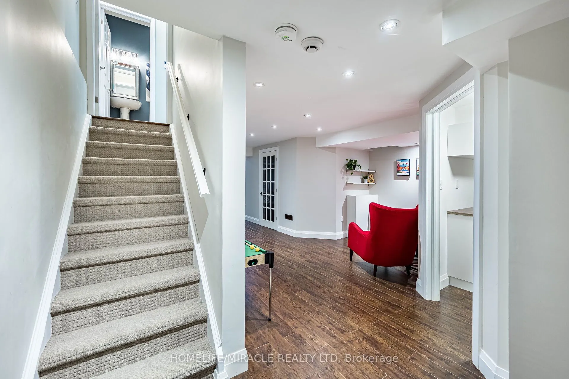 851 Bennett Boulevard