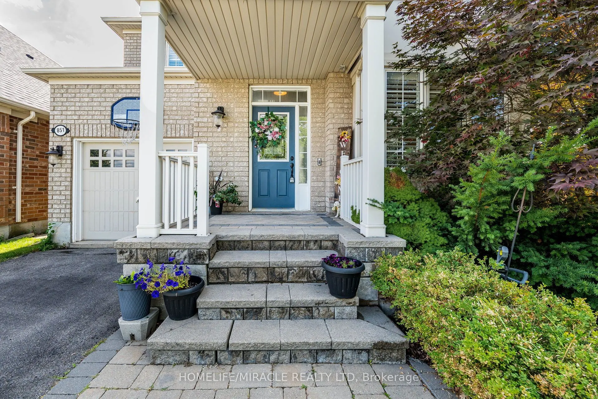 851 Bennett Boulevard