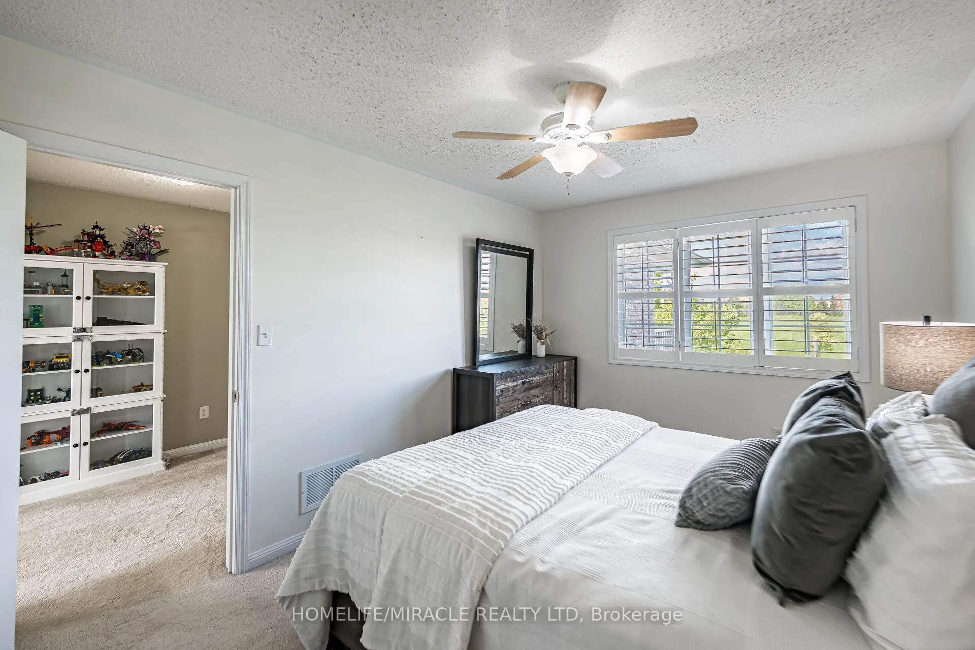 851 Bennett Boulevard