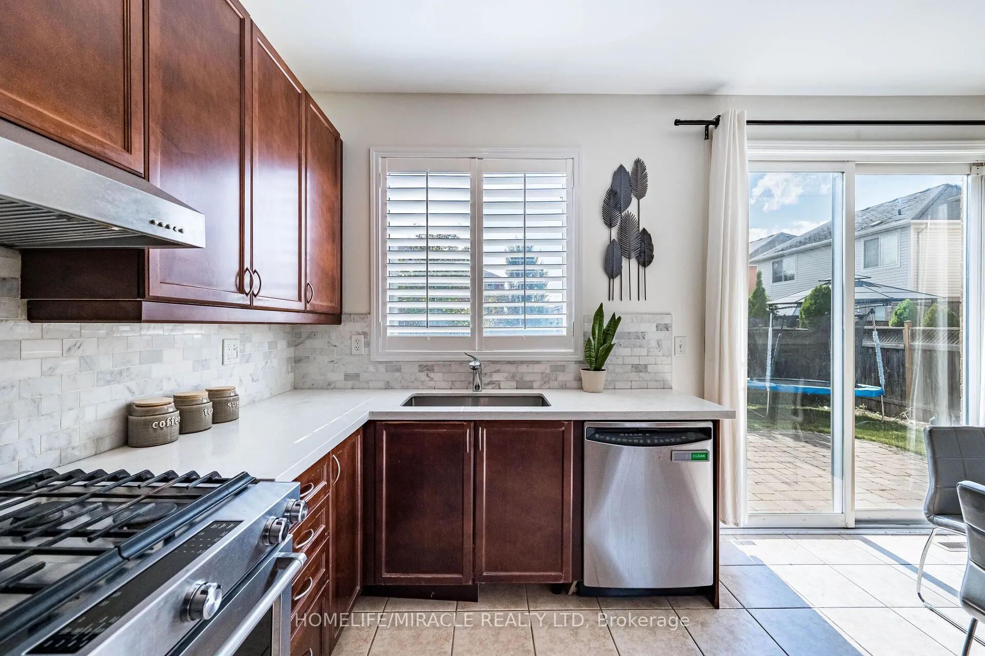 851 Bennett Boulevard