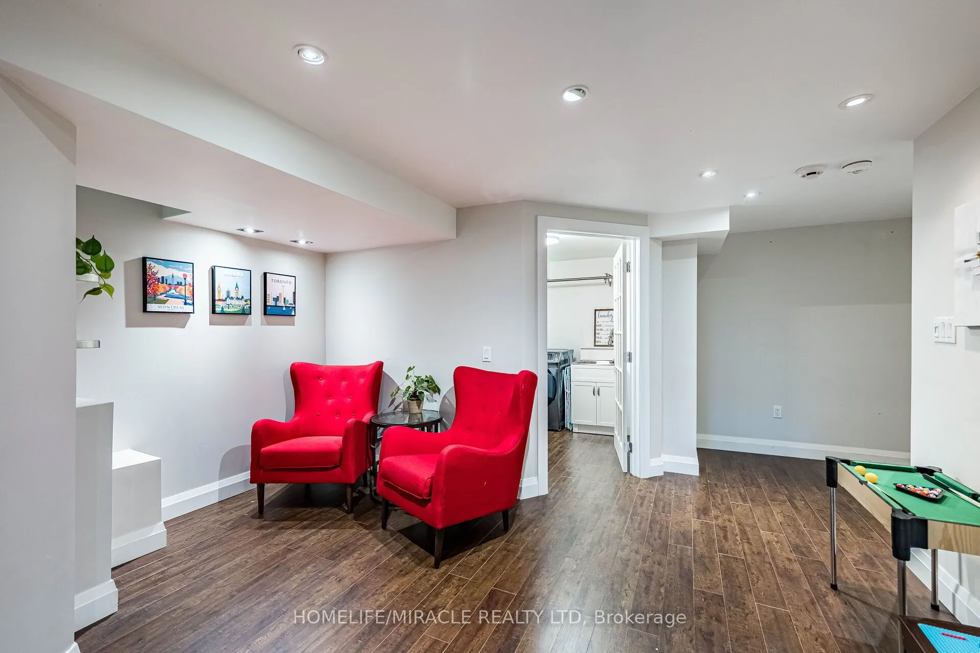 851 Bennett Boulevard