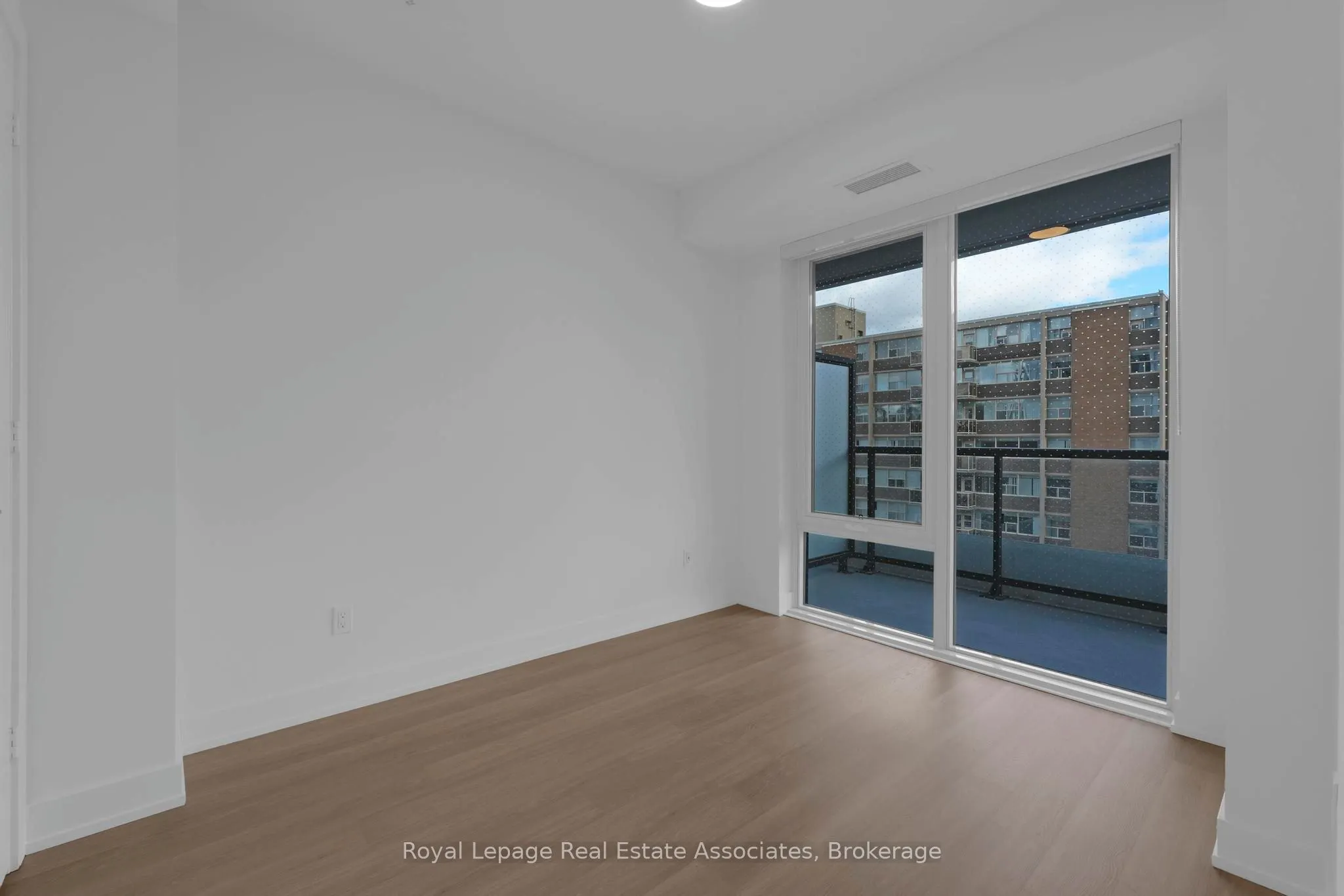 60 Central Park Roadway, #414