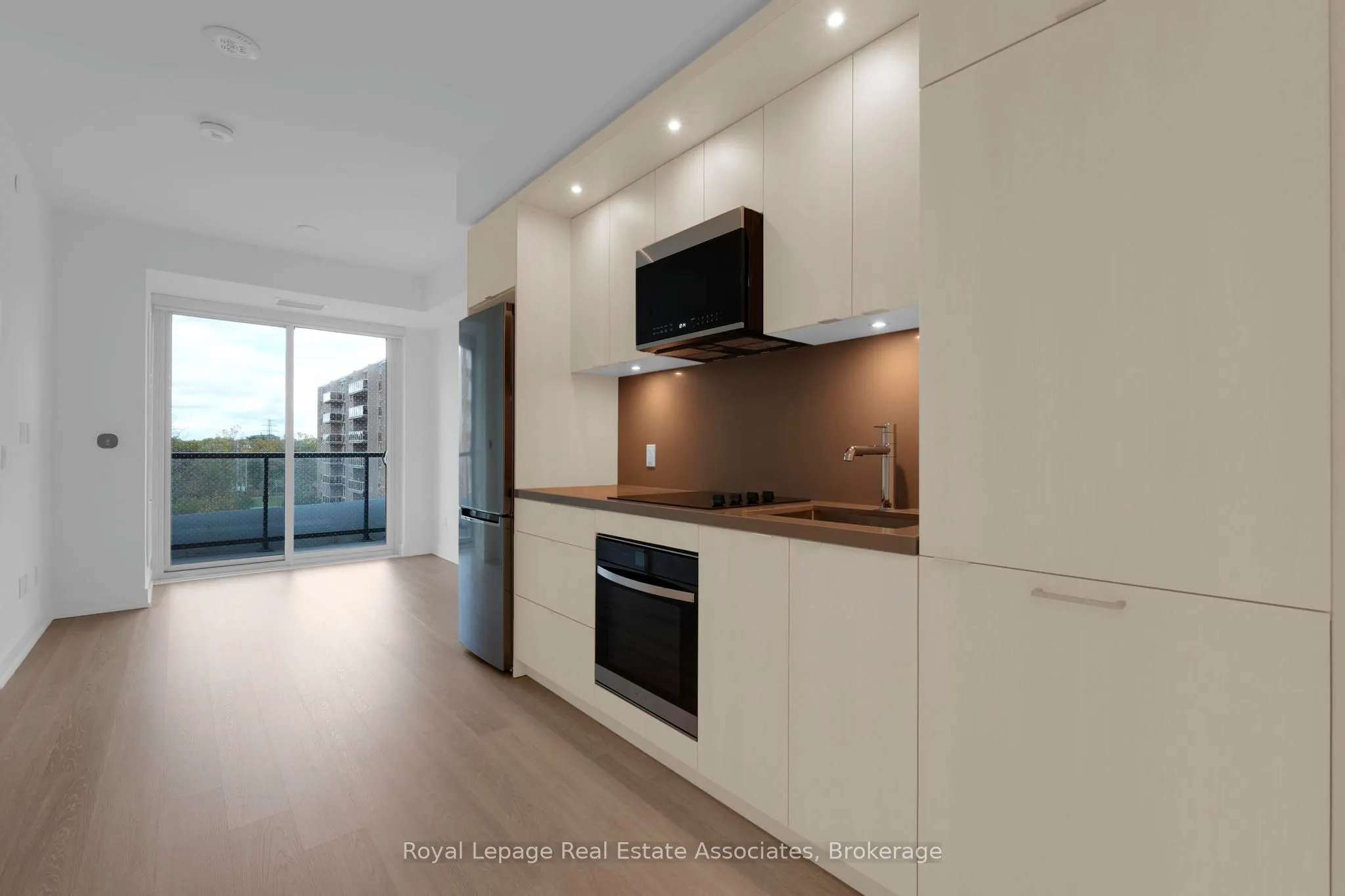 60 Central Park Roadway, #414