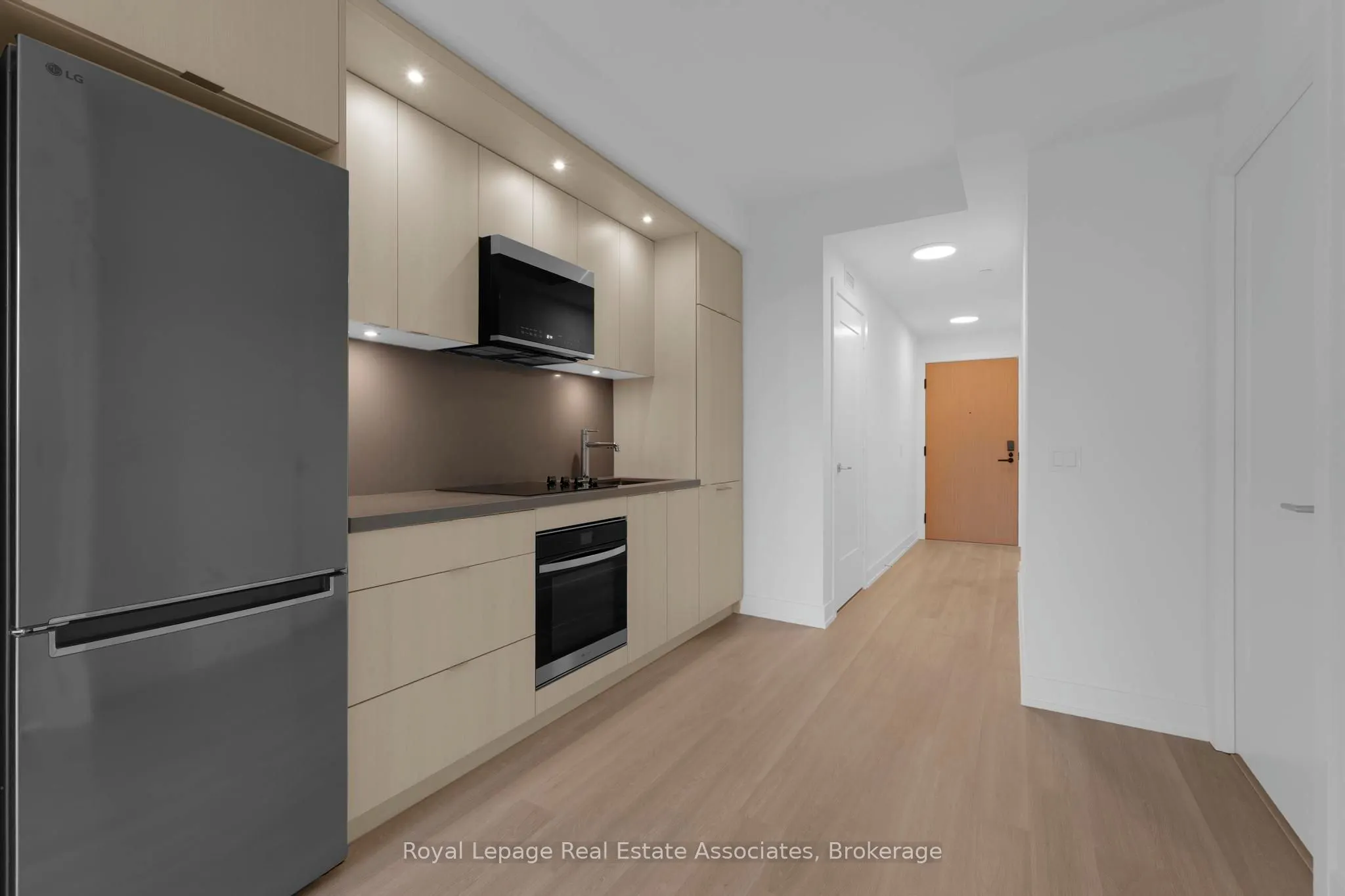 60 Central Park Roadway, #414