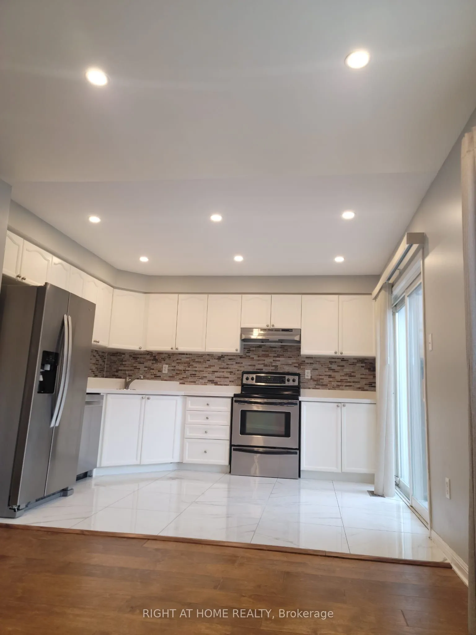 1407 Mcdermott Way N