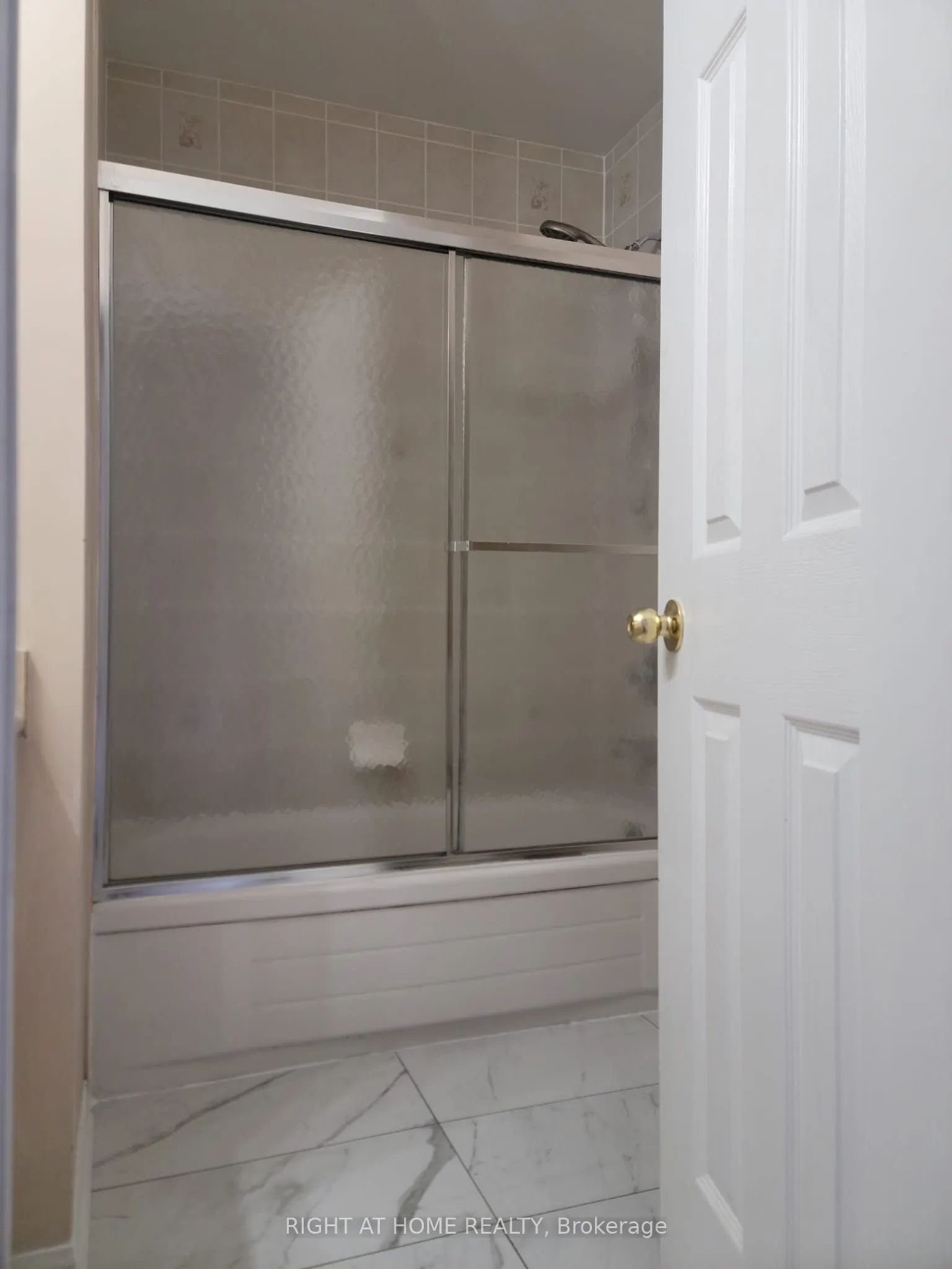 1407 Mcdermott Way N