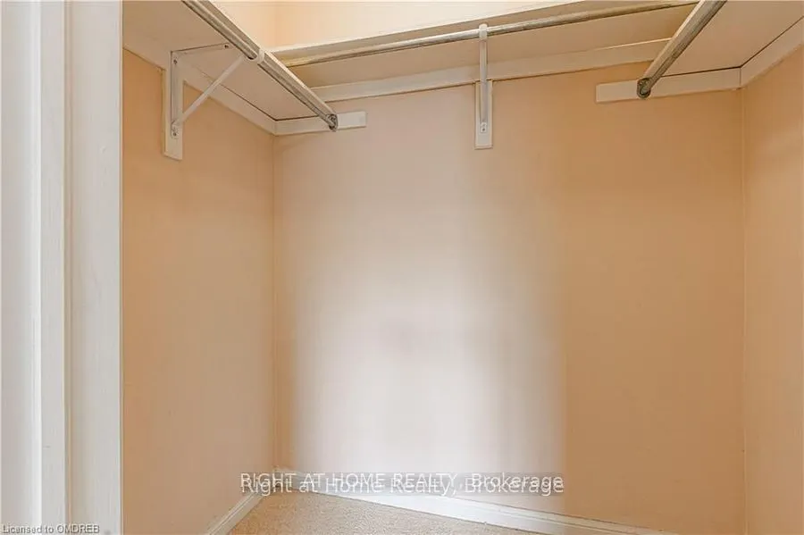 1407 Mcdermott Way N