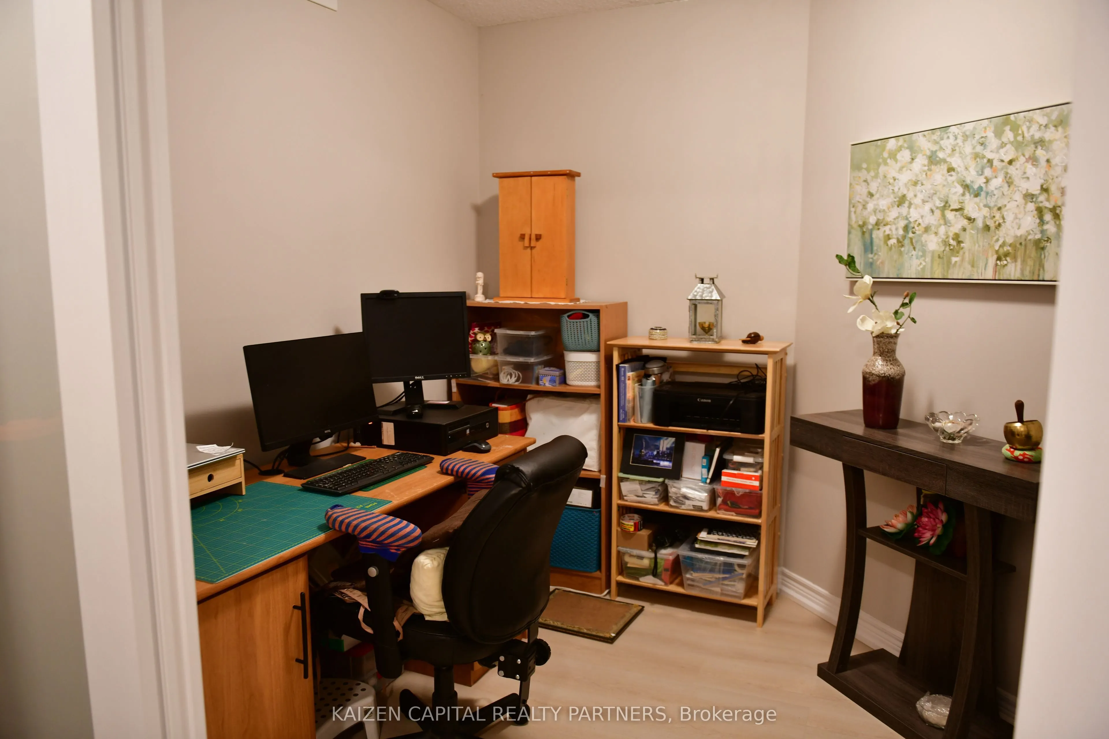 310 Burnhamthorpe Road W, #213