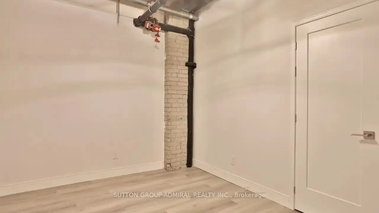 34 Noble Street, #203