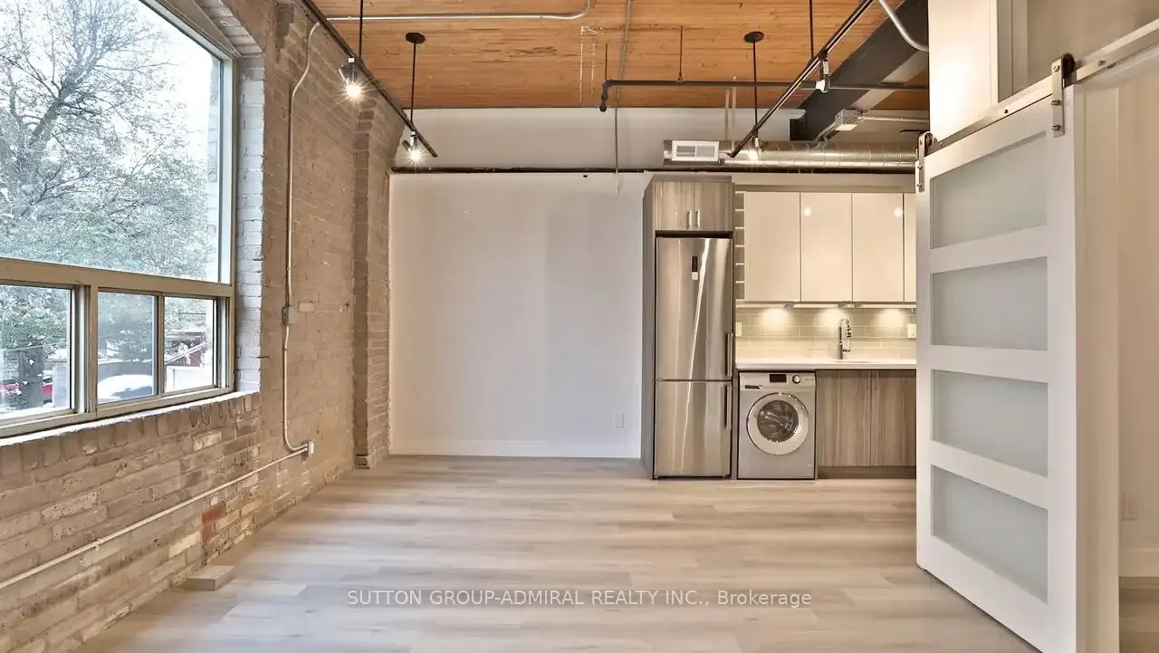 34 Noble Street, #203