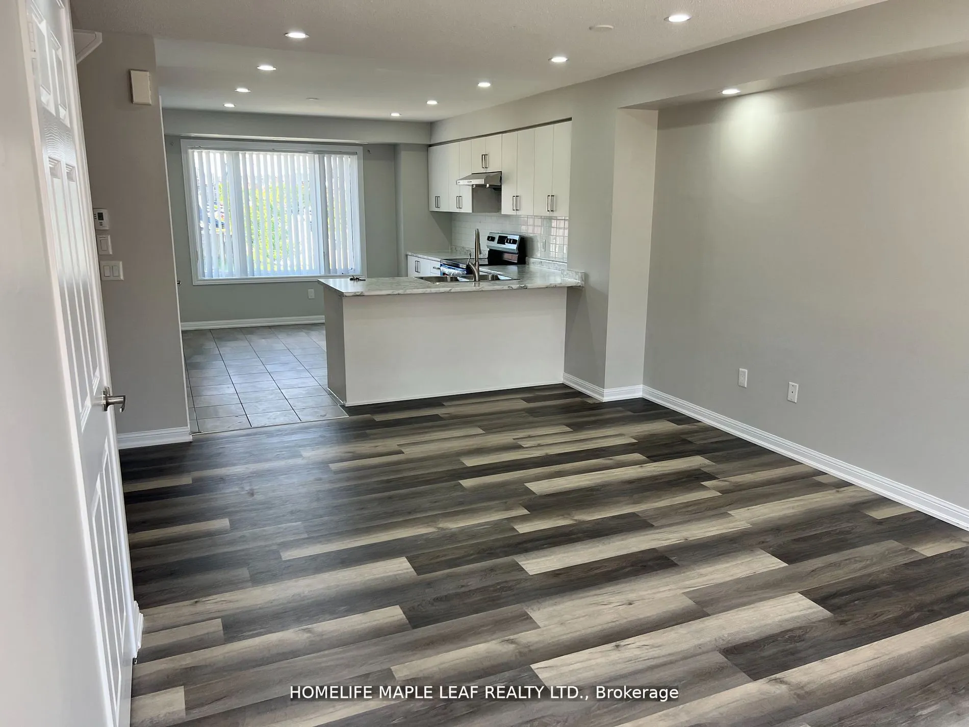 1 Beckenrose Court, #10