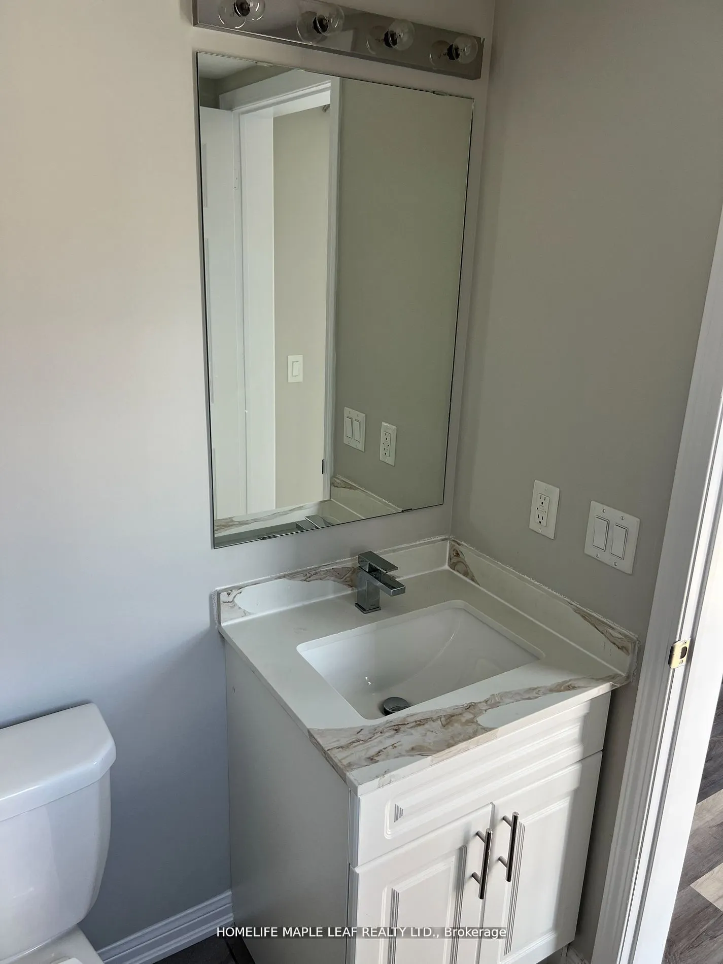 1 Beckenrose Court, #10