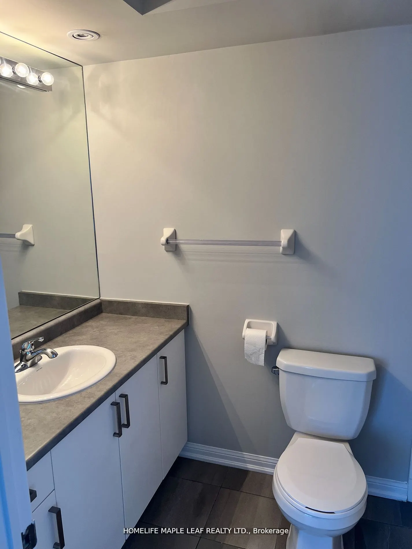 1 Beckenrose Court, #10