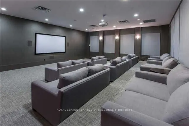 2200 Lakeshore Boulevard W, #2204