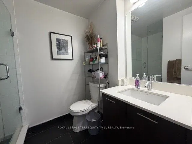 2200 Lakeshore Boulevard W, #2204