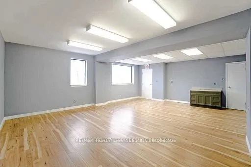 1571 The Queensway Way, #Unit C