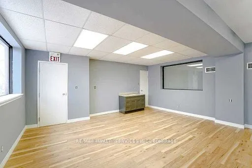 1571 The Queensway Way, #Unit C