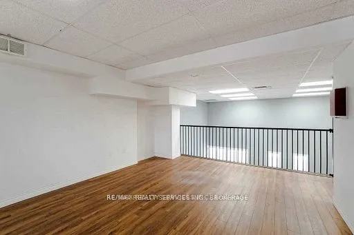 1571 The Queensway Way, #Unit C