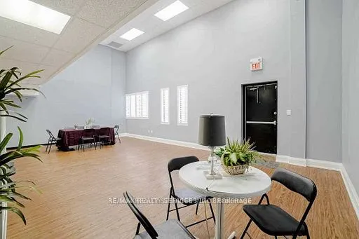 1571 The Queensway Way, #Unit C