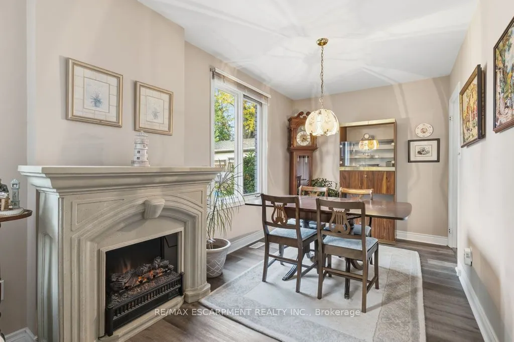 5119 Cherryhill Crescent