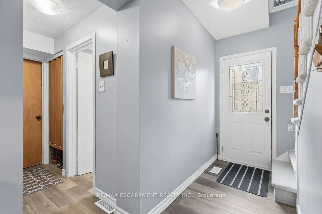 5119 Cherryhill Crescent