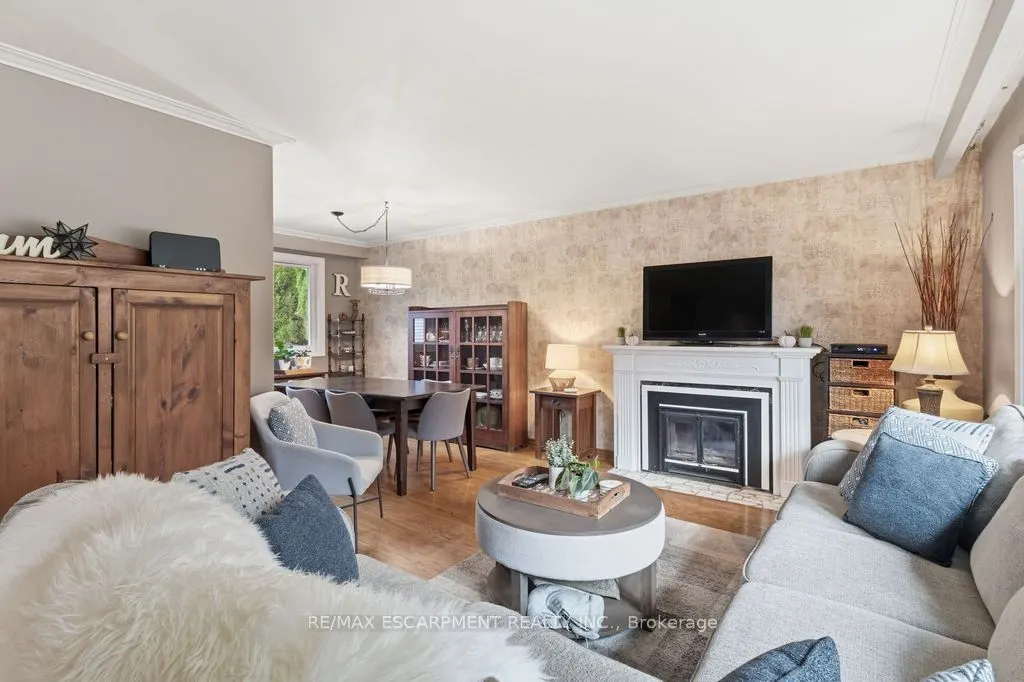 5119 Cherryhill Crescent