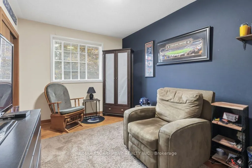 5119 Cherryhill Crescent