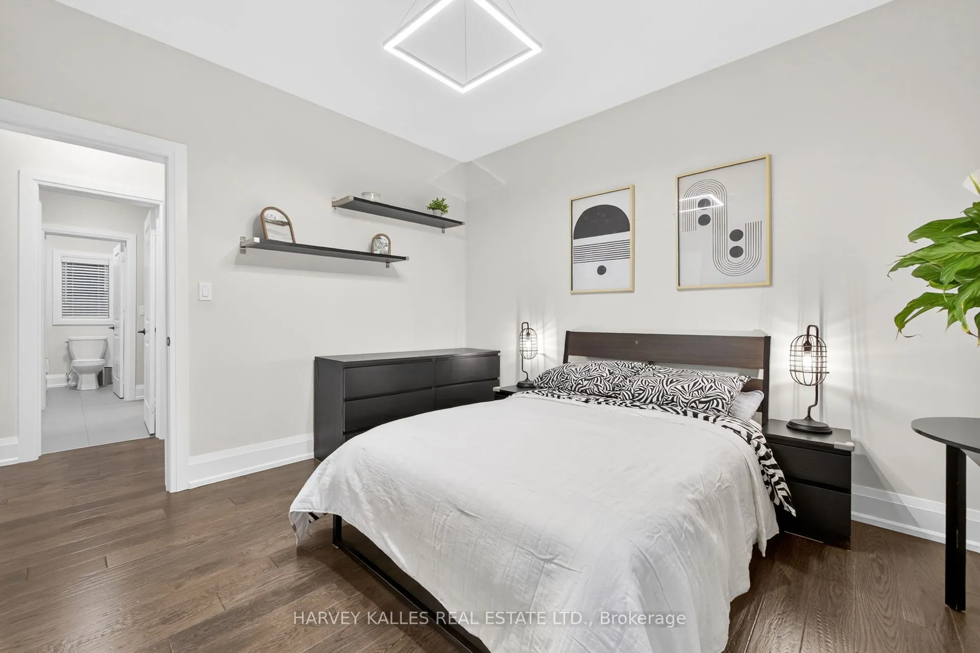 73 West Branch Drive W