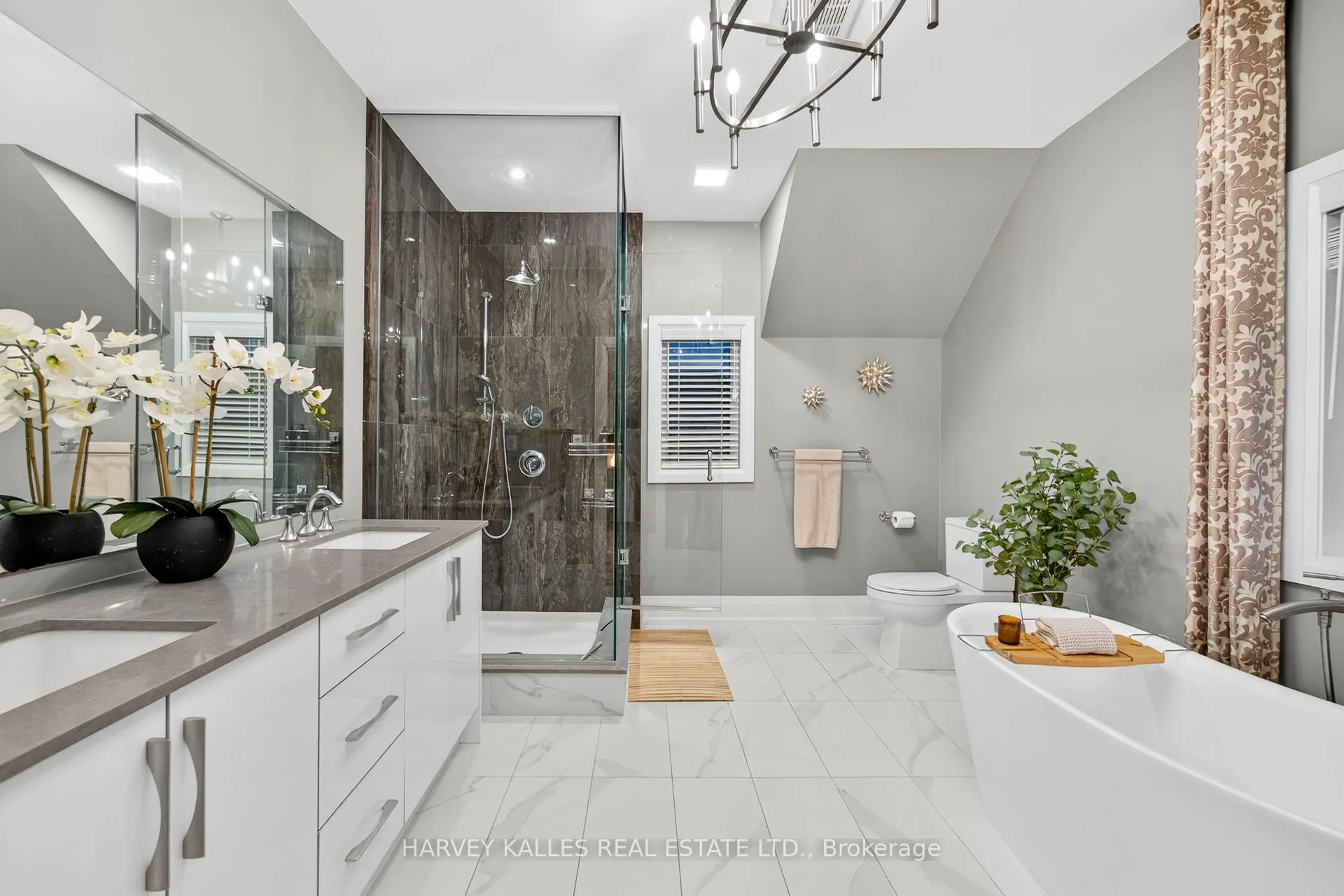 73 West Branch Drive W