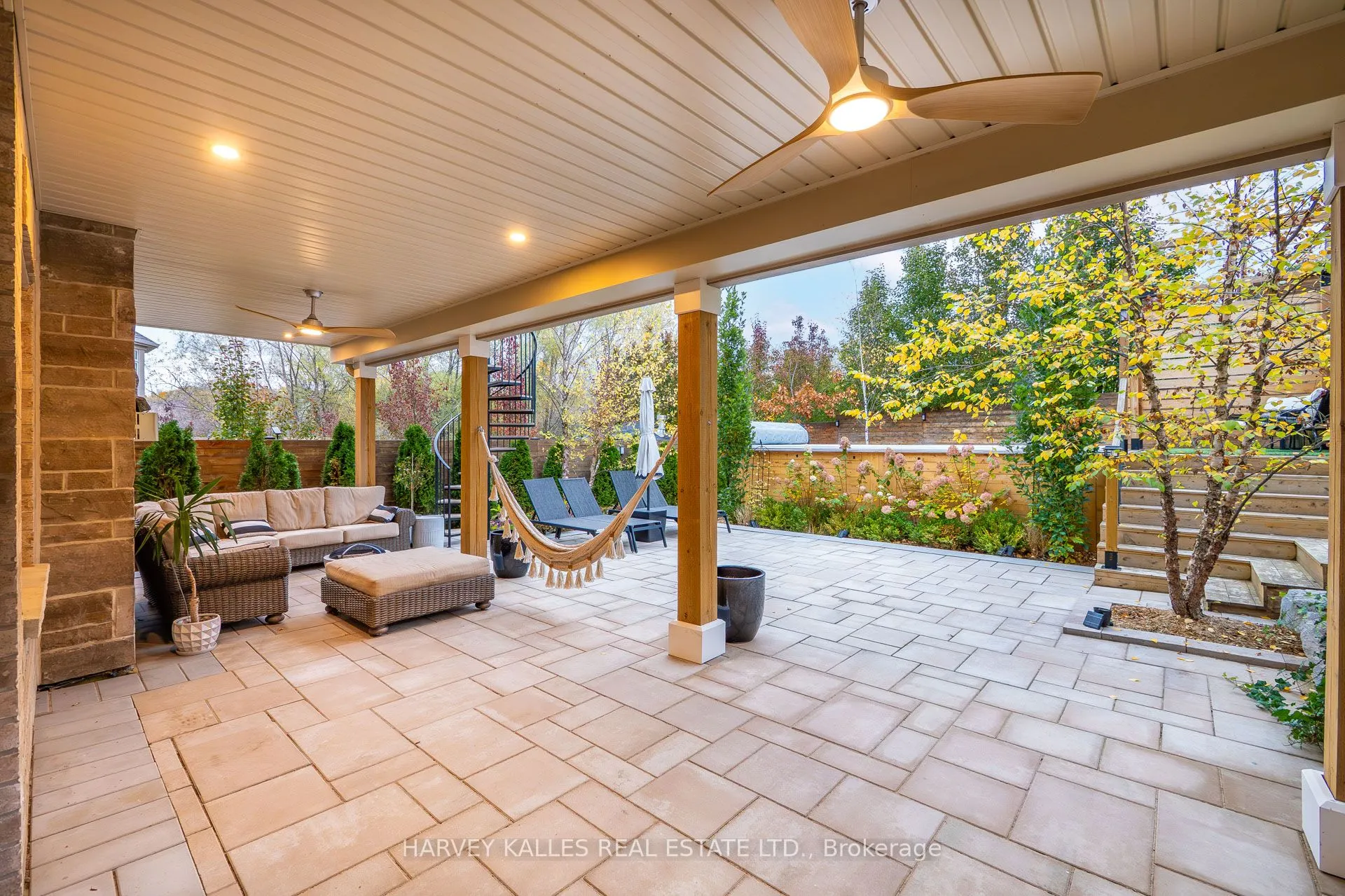 73 West Branch Drive W