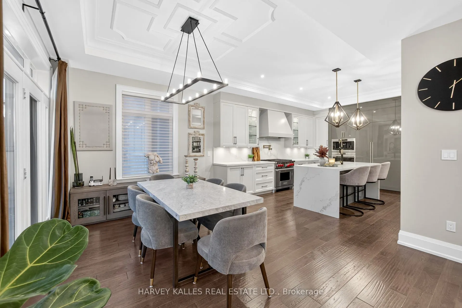 73 West Branch Drive W