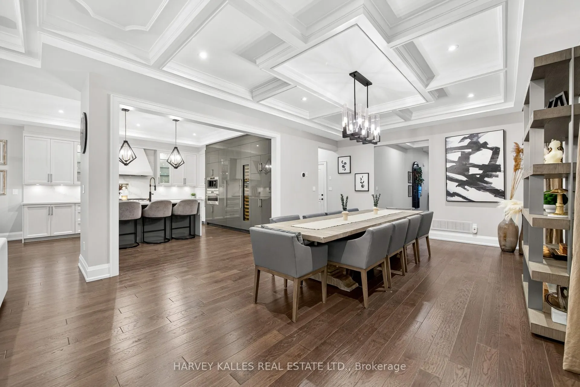 73 West Branch Drive W