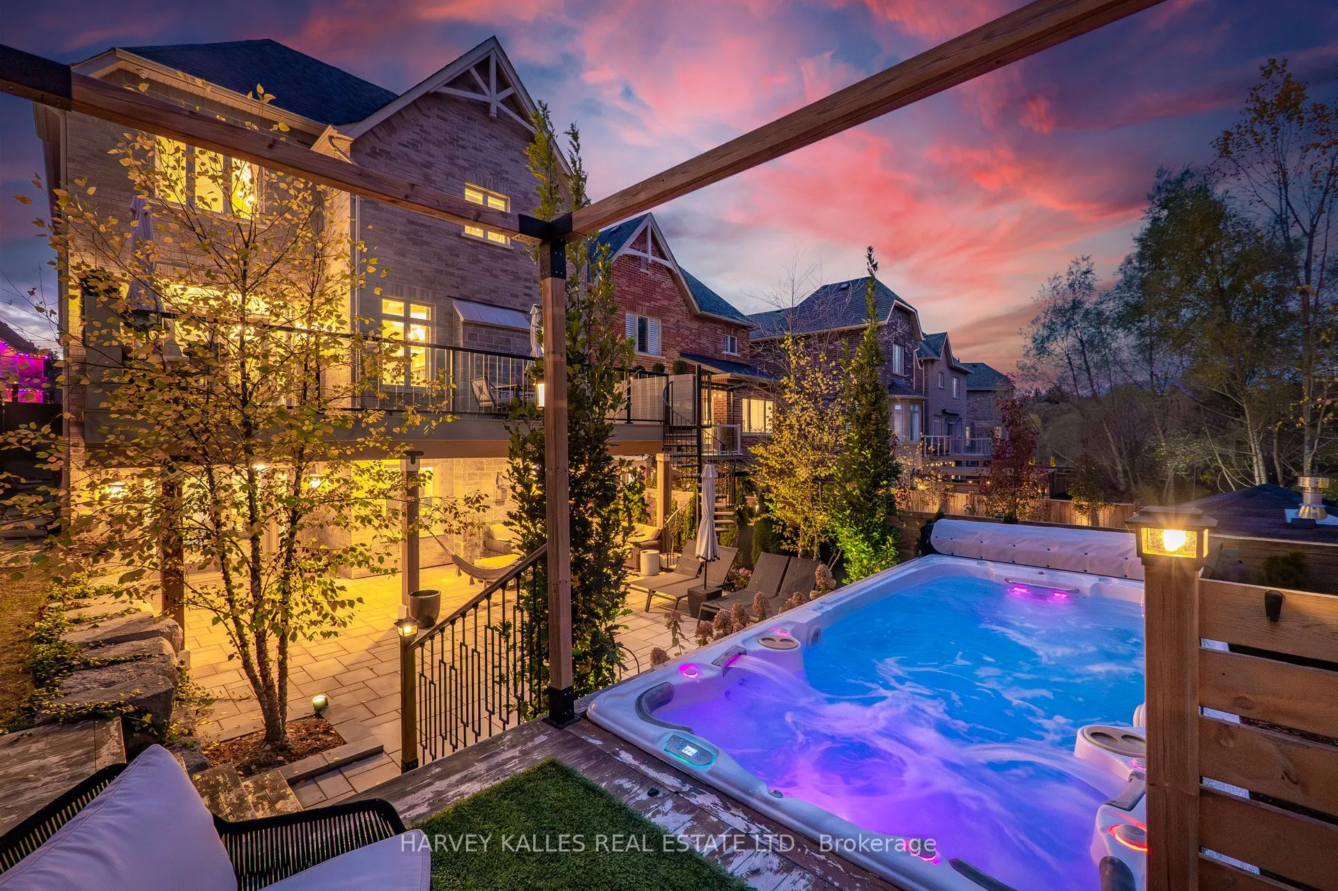 73 West Branch Drive W