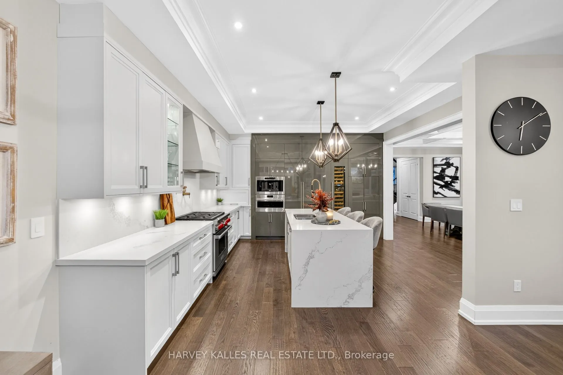 73 West Branch Drive W