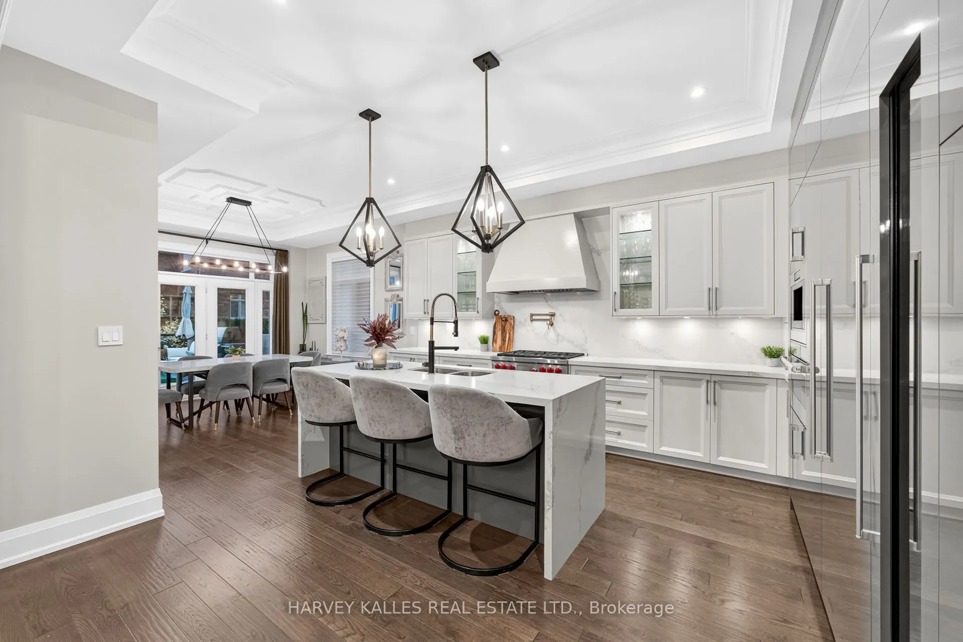 73 West Branch Drive W