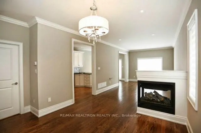 2434 Whistling Springs Crescent