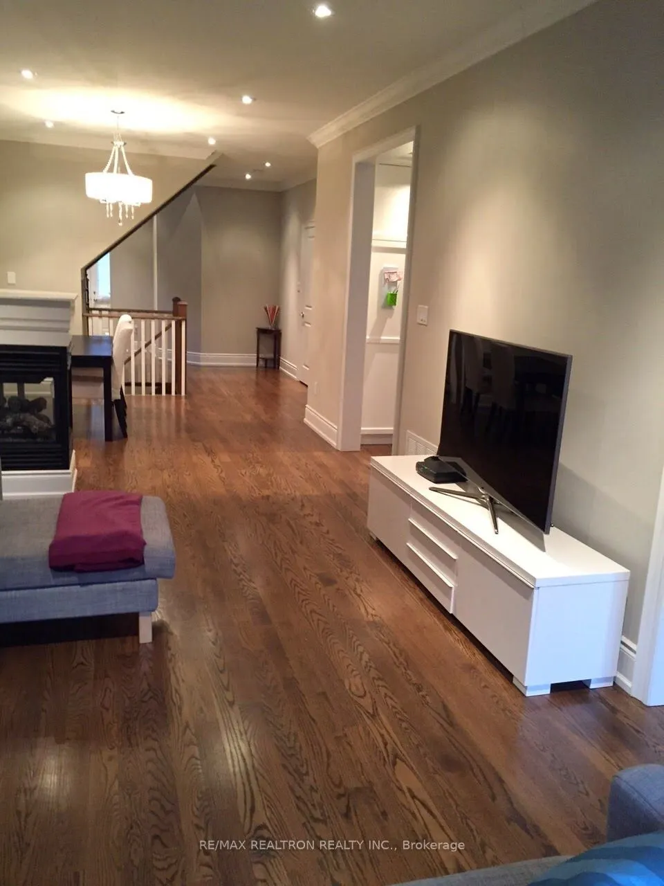 2434 Whistling Springs Crescent