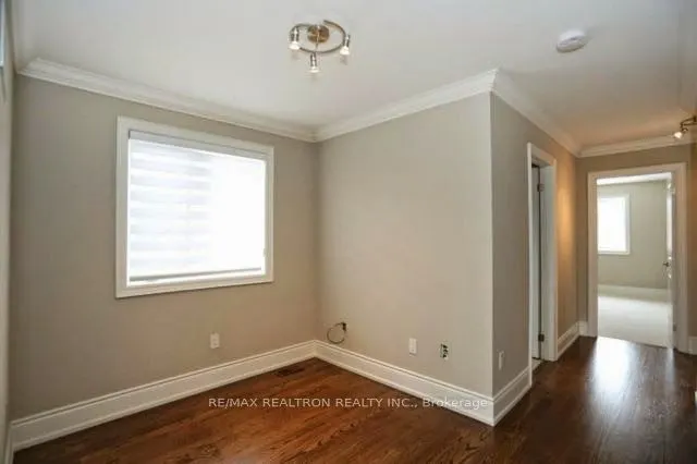 2434 Whistling Springs Crescent